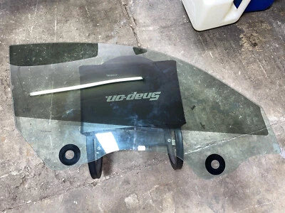 PORSCHE 911 991 BOXSTER CAYMAN 981 2014 OEM FRONT RIGHT PASSENGER SIDE WINDOW - Image 1 of 4