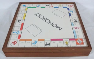 2020 DELUXE EDITION MONOPOLY & CLUE 2 IN 1 WOOD COLLECTOR GAME SET NEW NO BOX - Picture 1 of 10