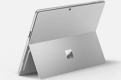 Microsoft Surface Pro 11 Platinum Snap X Plus - X1P-64-100 16GB / 256GB LTE 5G - Bild 1 von 4