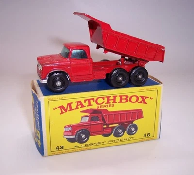"MATCHBOX" **REGULAR WHEELS** 48-C DODGE DUMP TRUCK Near MINT BOXED - Image 1 of 4