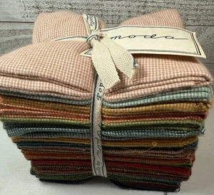 Moda Cotton Flannal Fabric Fat Quarter Popper’s Bundle 20 Pieces Checks - Picture 1 of 23