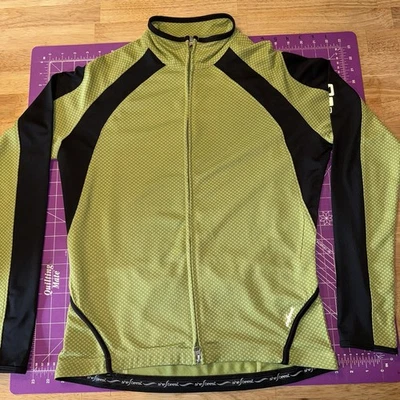 Chaqueta de ciclismo SheBeest para mujer con cremallera verde mediana Foto 1 de 4