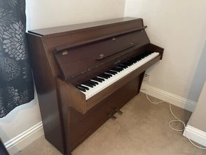 Piano - Picture 1 of 12