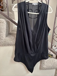 NWT Good American Women’s Black Faux Wrap Bodysuit V-Neck Size 4 (XL) - Picture 1 of 6