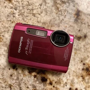 Olympus Stylus Tough 3000 Waterproof Red Digital Camera 12MP. WORKING. CAM ONLY - Picture 1 of 4