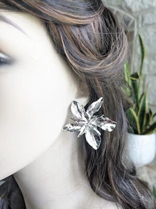 Große Blume Silber Statement Post Ohrringe B1 - Bild 1 von 6