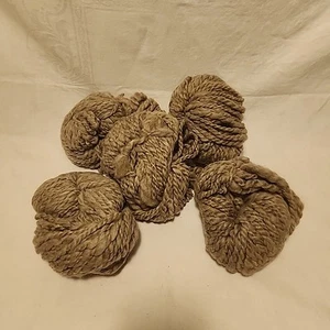 Hand Spun Wool Yarn 166 Yards Gray 5 Hanks - Picture 1 of 9