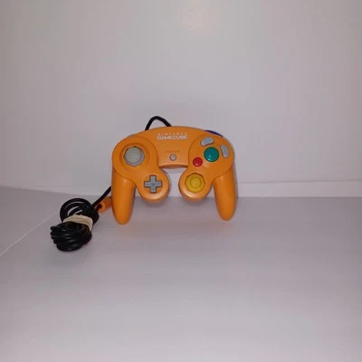 Official Nintendo GameCube Controller Pad Spice Orange GC GO918 TIGHT Discolored - Image 1 of 4