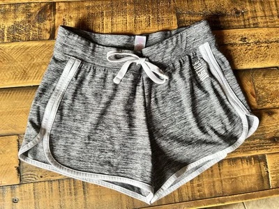 Pantalones cortos deportivos Justice grises para niñas talla 10 Foto 1 de 2