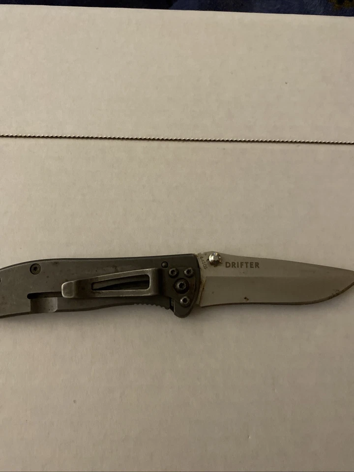 Faca de aço inoxidável CRKT 6450S forro drifter trava - Imagem 1 de 4