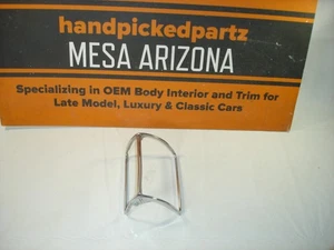 Pontiac Grand Prix 1969-1972 luz de esquina delantera derecha intermitente bisel #5961620 - Imagen 1 de 6