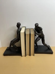 Sagebrook Home Bookends men Sculpture Modern Resin Push Pull Strong - Picture 1 of 12