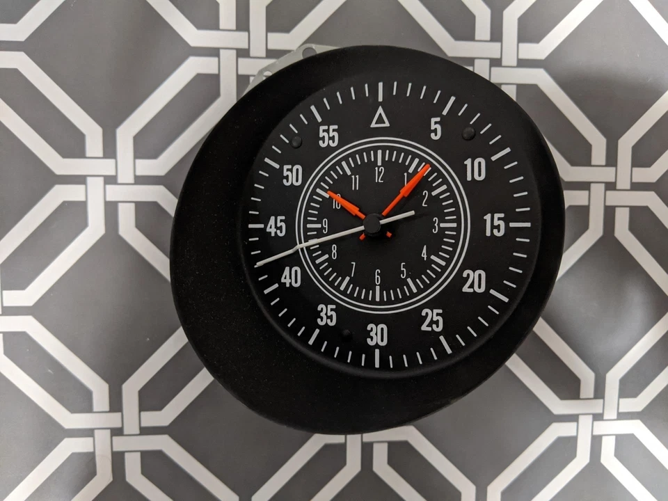 NEW NOS 1970-1971 Dodge Challenger / Cuda / E-body Rallye Clock - Image 1 of 1