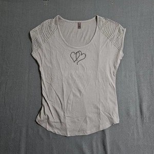 Nwot District Made Medium Gray Rinestone Hearts Womens shirt - Picture 1 of 10