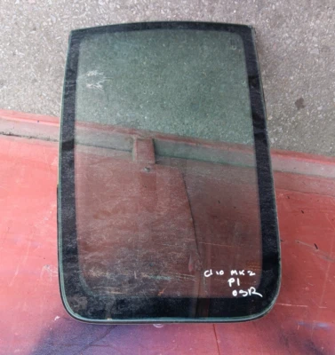 RENAULT CLIO Mk2 Fase 1 1999-2001 1.2 Gasolina Manual Blanco 2dh Osr Ventana Vidrio Foto 1 de 2