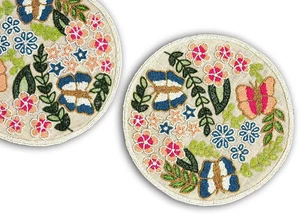 6er Set Schmetterling Tischset Sackleinen Perlen Tischset Frühling Ladegerät Platte 13x13 Zoll - Bild 1 von 9