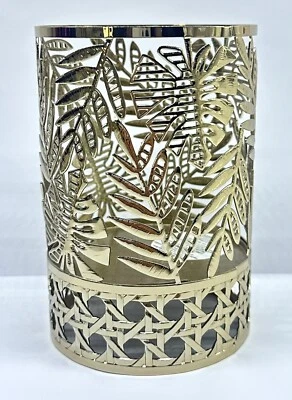 Подсвечник с одним фитилем Bath & Body Works Gold Palm Leaves - Изображение 1 из 3