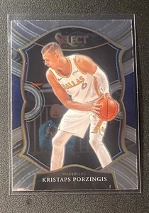 KRISTAPS PORZINGIS - 2020-21 Select Basketball - Base de salón #43 - Mavericks - Imagen 1 de 2