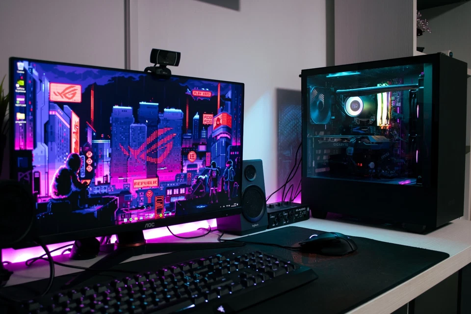 set-up compreso di pc (ryzen 5 3600 e RTX 2060), tappetino e monitor 1080p 144Hz - Immagine 1 di 3