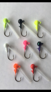 10 Pack 1/8th oz Weedless Painted  Crappie Jig Heads