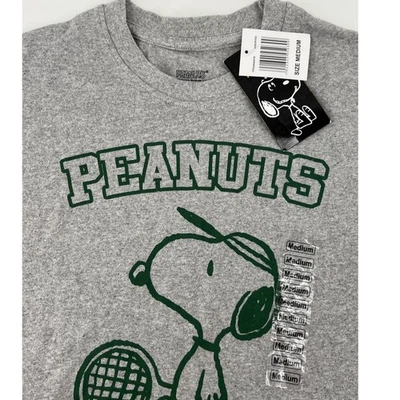 Camiseta gráfica de club de tenis Peanuts Snoopy niños mediana cuello redondo Foto 1 de 3
