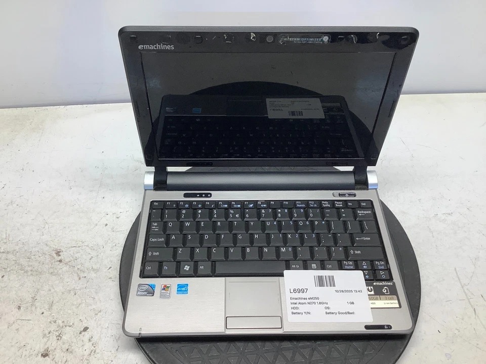 eMachines eM250 Intel Atom N270 1,6 GHz 1 GB SIN DISCO DURO Foto 1 de 4