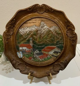 Vtg Ornate German 3D Wood Resin Plate Color Passionsspieldorf Oberammergau 9” D - Picture 1 of 8