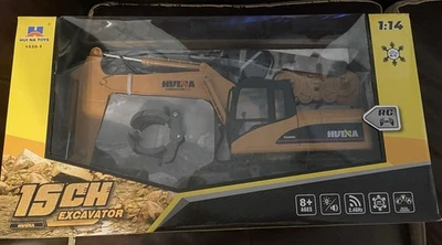 HUINA 1535 RC Digger Excavator 1:14 Metal 2.4G Remote Radio Lights Sound 15CH - Image 1 of 4