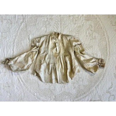 Blusa de seda antiga vitoriana ecru com pregas de renda mangas volumosas COMO ESTÁ - Imagem 1 de 4