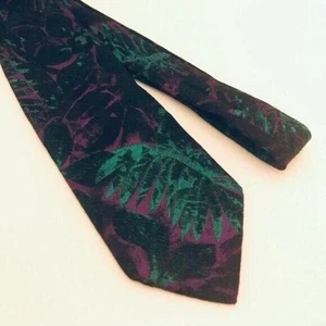 #1688 VTG Robert Talbott purple black silk necktie - Picture 1 of 5