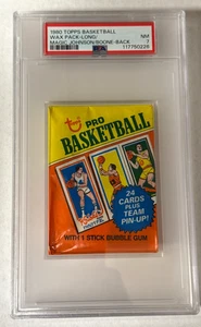 Paquete de cera de baloncesto Topps 1980 largo/Johnson/Boone trasero PSA 7 casi nuevo Pop 4 - Imagen 1 de 2