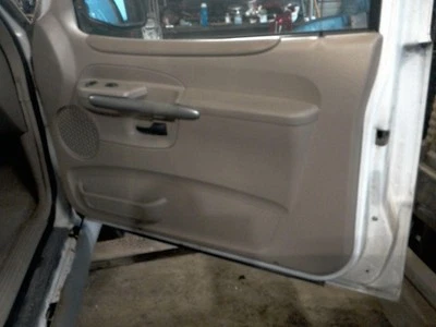Panel de moldura de puerta delantera derecho Ford Explorer 01 02 usado Foto 1 de 2