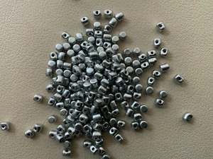 Minos Par Puca Beads 2.5x3mm 9 grams - Picture 1 of 13