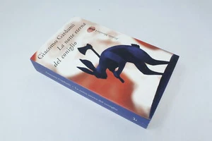 LA NOTTE ETERNA DEL CONIGLIO FARFALLE MARSILIO  GIACOMO GARDUMI  2003 [OF-044] - Picture 1 of 2