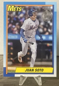 Béisbol Topps Serie 2 2025 - 1990 Topps Juan Soto #90B2-14 Mets de Nueva York - Imagen 1 de 2