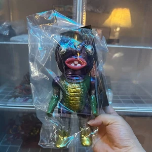 Marmit Shape of Dreams Kaiju Alien Simon Metal Purple Green Action Figure Sofubi - Picture 1 of 2