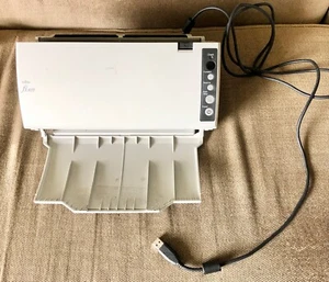 FUJITSU fi-6110 Document Scanner (No Power Adapter) - No paper holder - Picture 1 of 3