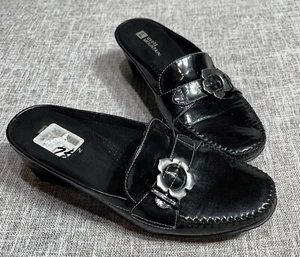 White Mountain Galactic SZ 7.5 M Women’s Black Gloss Mules Clogs Slide on Shoes - Picture 1 of 8