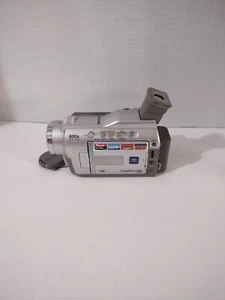 Samsung Camcorder Mini DV SCD23 800X Untested No Power Cord Has Battery *Parts* - Picture 1 of 13