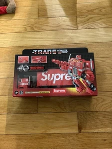 SS25 Supreme Transformers G1 Optimus Prime Figur - Bild 1 von 1