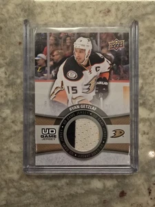 2015-16 Upper Deck UD Game Jersey Series 1 Ryan Getzlaf #GJ-RG Tri-Color Patch - Picture 1 of 2