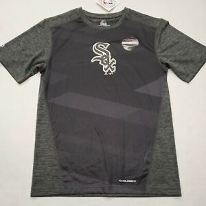 NWT Chicago White Sox Majestic Coolbase Short Sleeve Shirt Small New With Tags