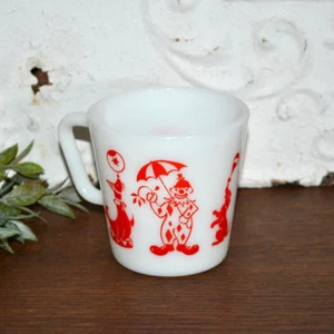 Vintage Pyrex Clown Circus Seal Red Print Milk Glass White Mug - Picture 1 of 3