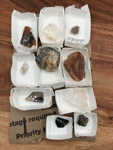 Rock Collection Vintage Estate Lot Thumbnail Specimens - Picture 1 of 7