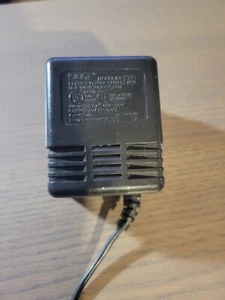 OEM Sega Genesis MK-2103 AC Adapter Plug Power Supply Yellow Tip Output 10V .85A - Picture 1 of 4