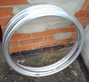 RYDE SPUTNIK 700C (622) TOURING RIM - SILVER OR BLACK 32h or 36h - Picture 1 of 24