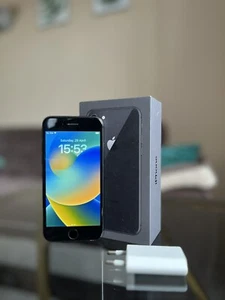 iphone 8 64GB - Zdjęcie 1 z 5