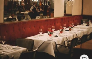 "Sunday Dinner Family Bundle" - Ex-Hotel White Table Cloth + Napkin Pack - Picture 1 of 4
