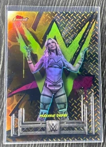 2025 Topps Finest WWE Wrestling Maxxine Dupri Uncommon Gold Refractor /25 #131 - Picture 1 of 10