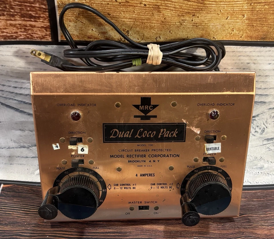 MRC DUAL LOCO PACK HO SCALE O SCALE TRANSFORMER MODEL RAILROAD ⚠️ 🚧 - Image 1 of 4